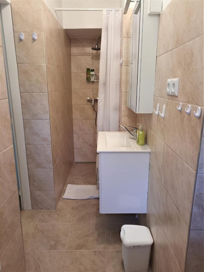 Apartman Alena Karlovy Vary Luaran gambar